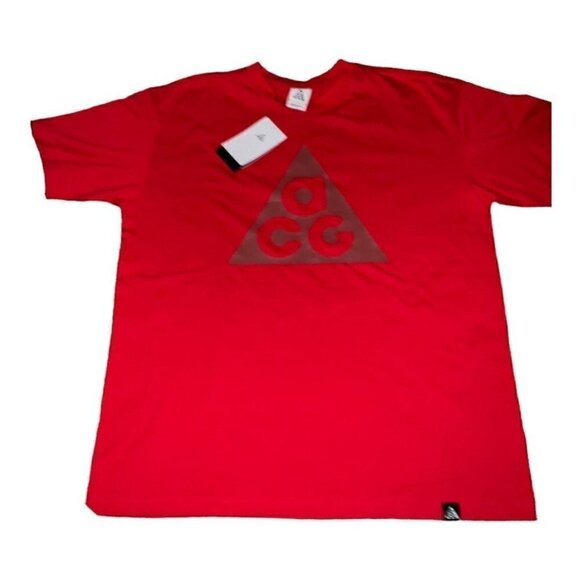 Nike ACG Short Sleeve Red Men’s T-shirt Size Medium  DJ3644-657 - Picture 1 of 10